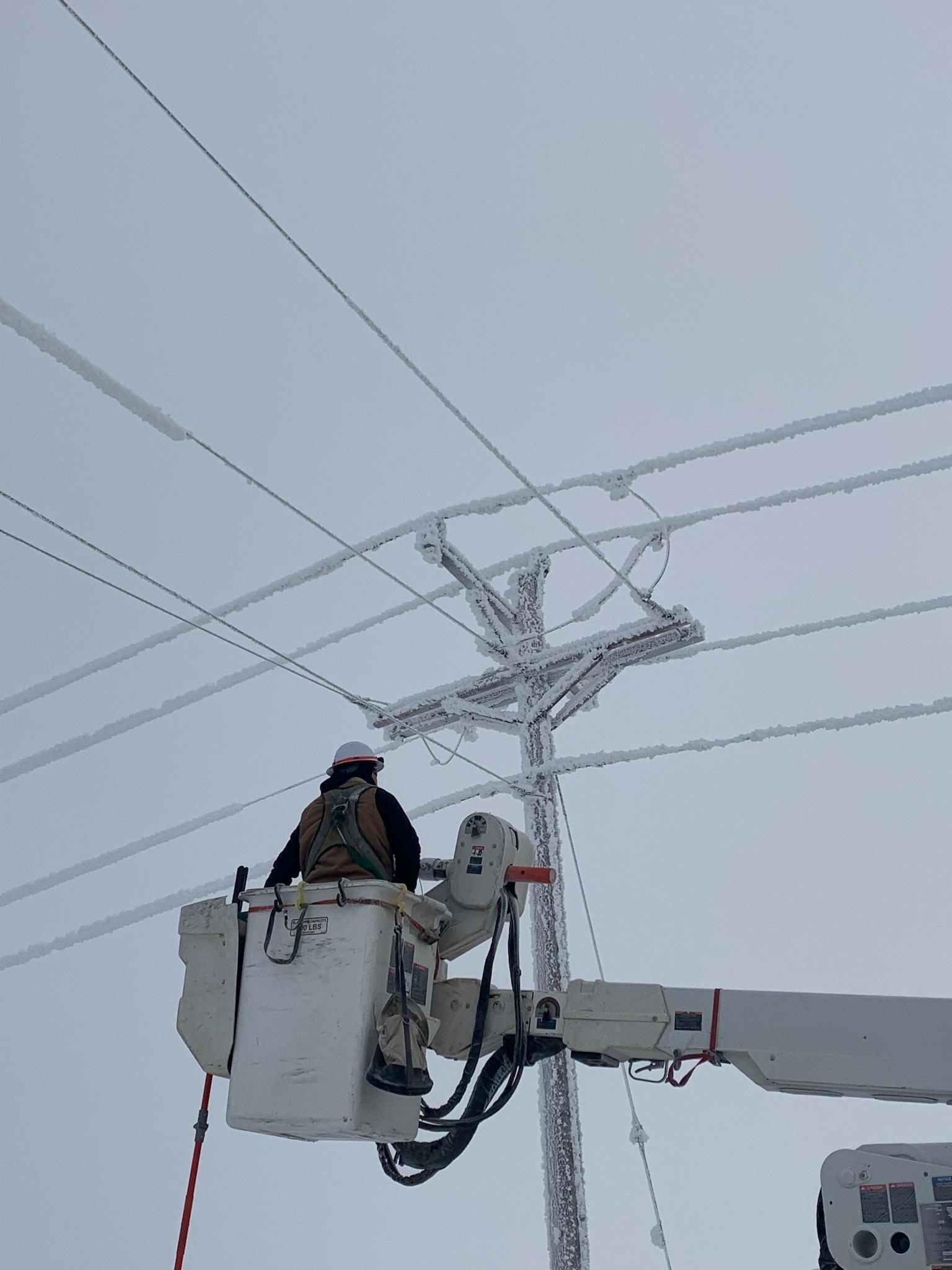 frost lineworker